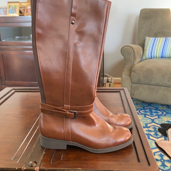 American Eagle Outfitters Shoes - American eagle brown riding boots